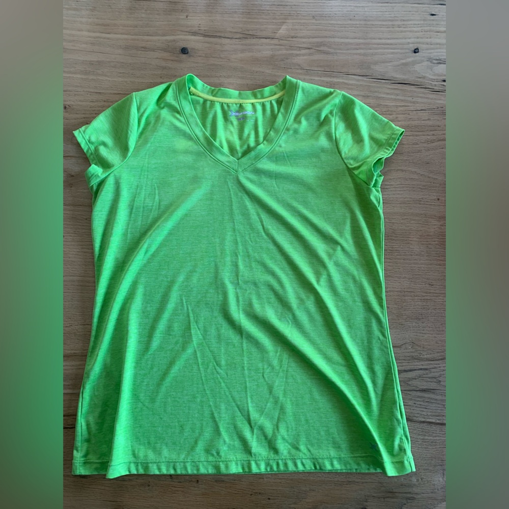 Xersion VNeck Neon Green Short Sleeve Tee Shirt Women’s Large Preloved